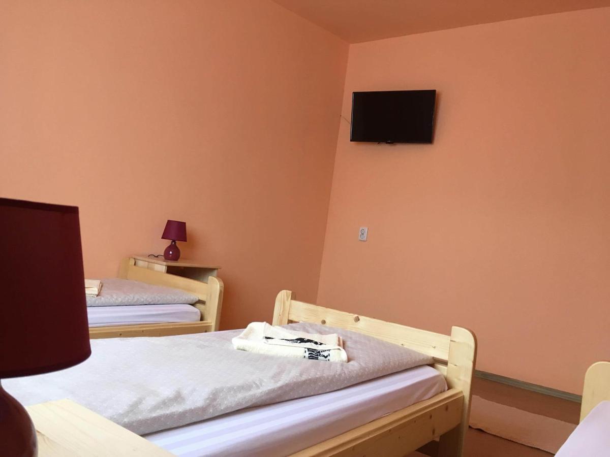 Bicsak Apartman Apartment Joseni Ngoại thất bức ảnh