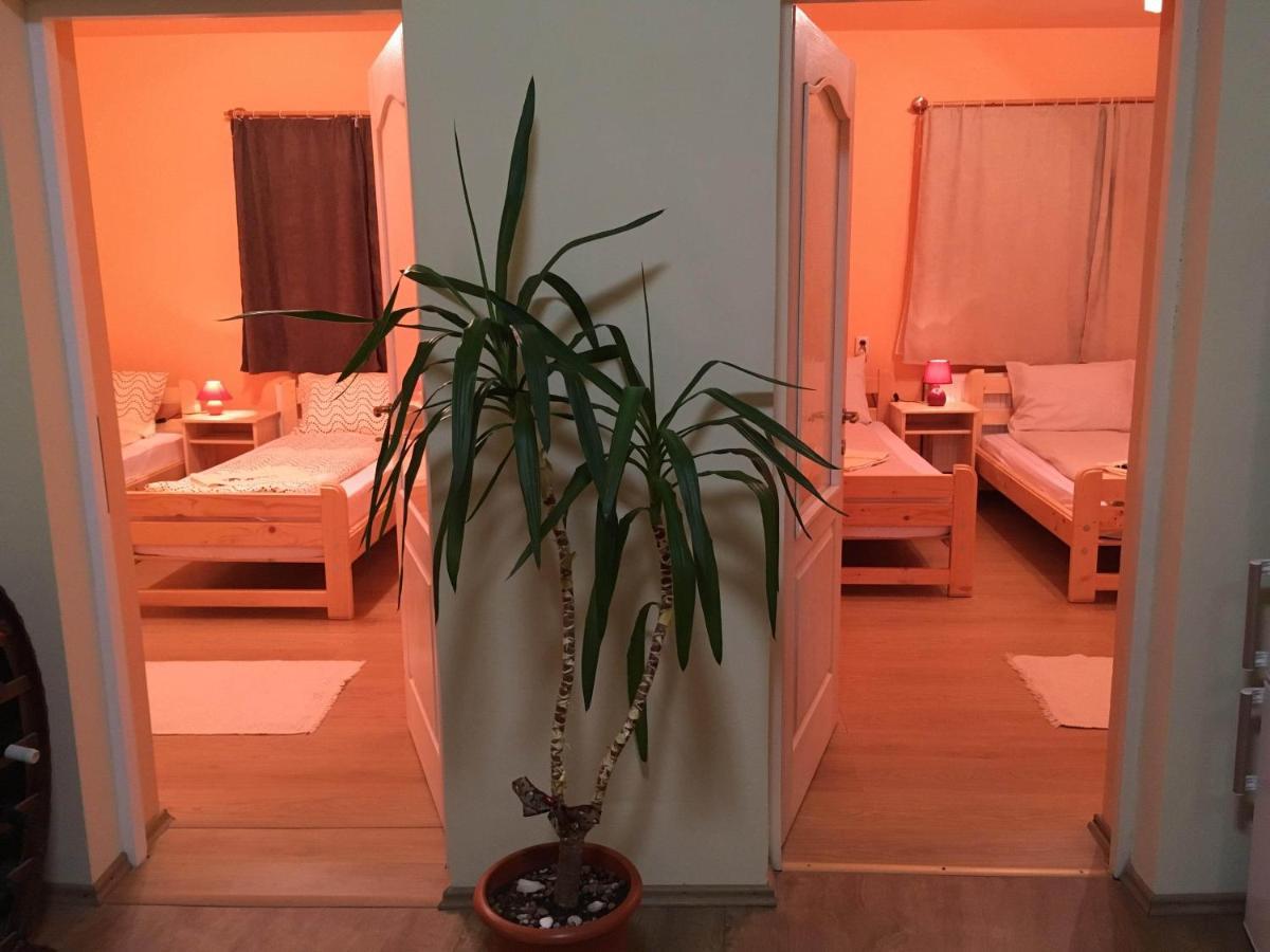 Bicsak Apartman Apartment Joseni Ngoại thất bức ảnh